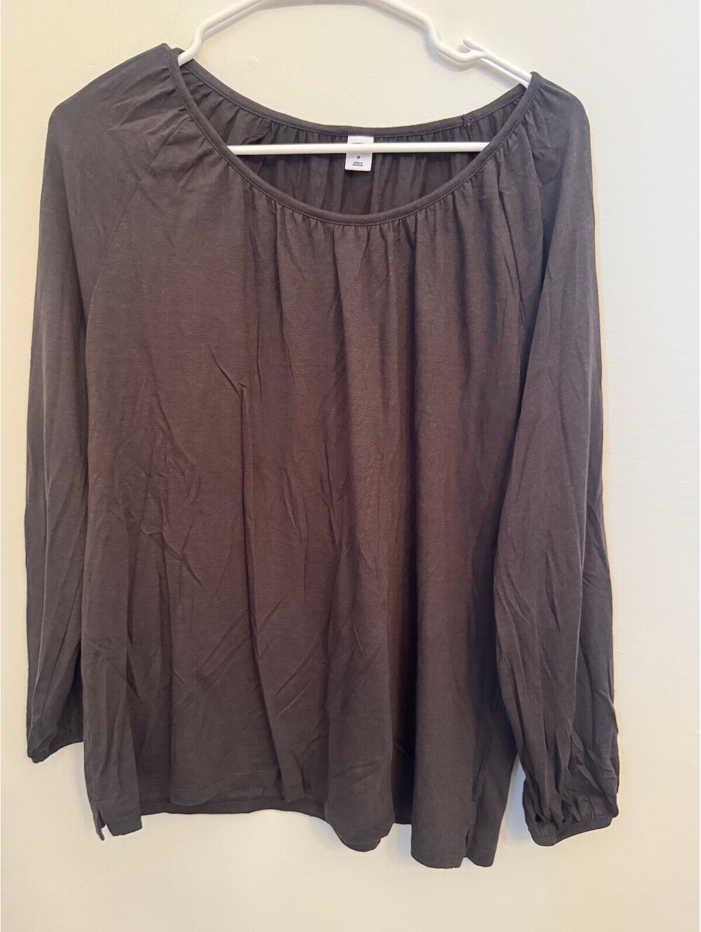 Old Navy dark gray long sleeve peasant blouse